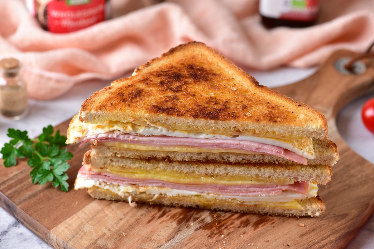Ham & Egg Sandwich
