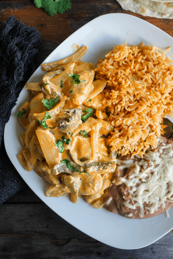 Pollo En Crema
