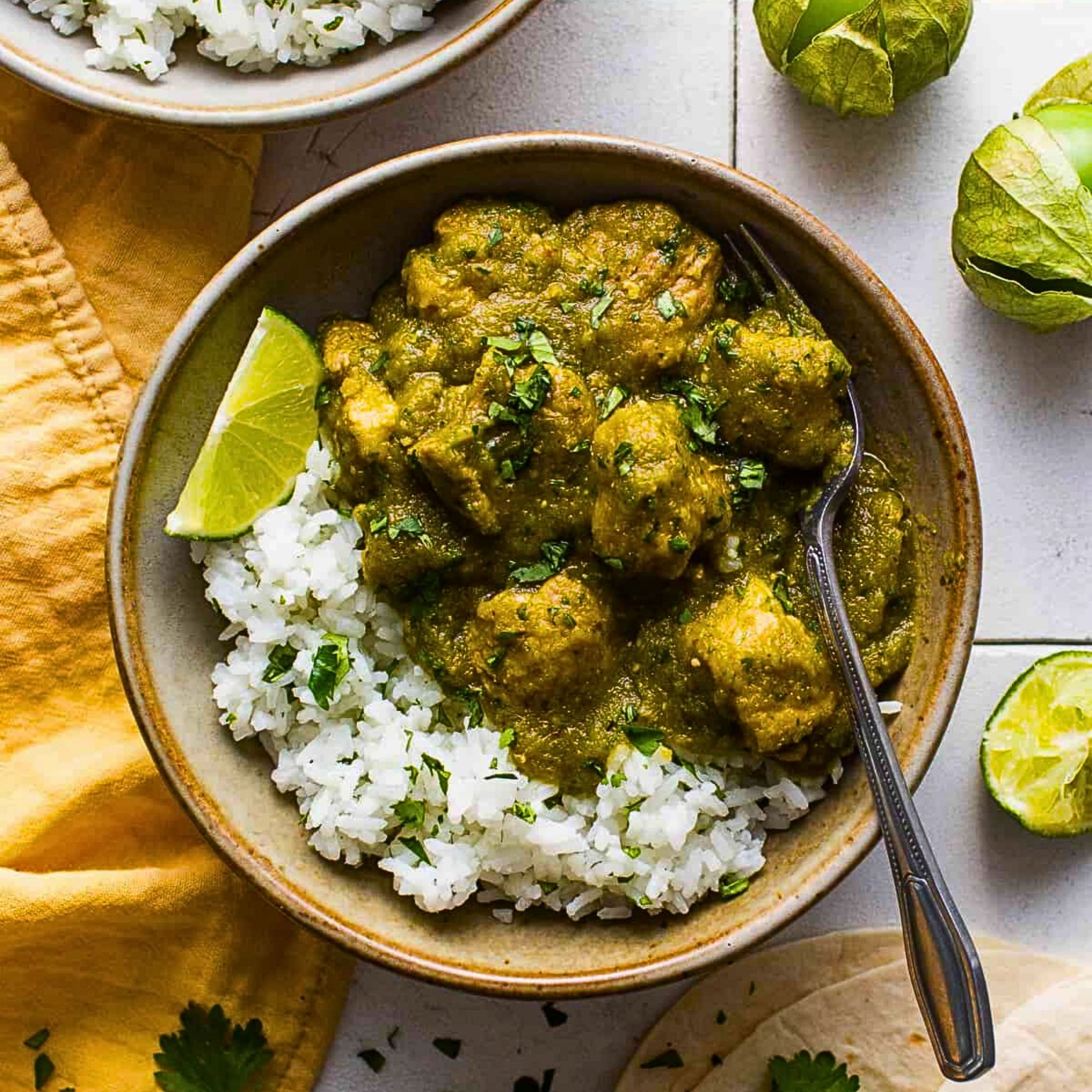 Chile Verde (Rice, beans & tortillas)